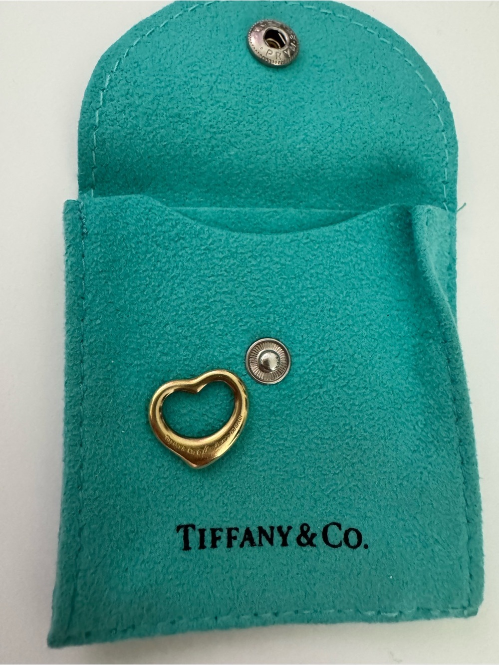 Tiffany & Co. Gold Heart Charm pendant 18k gold small 16mm